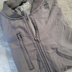 Ladies Gray Carhartt Jacket Size Medium C82110 Full Zip Multiple Pockets GUC
